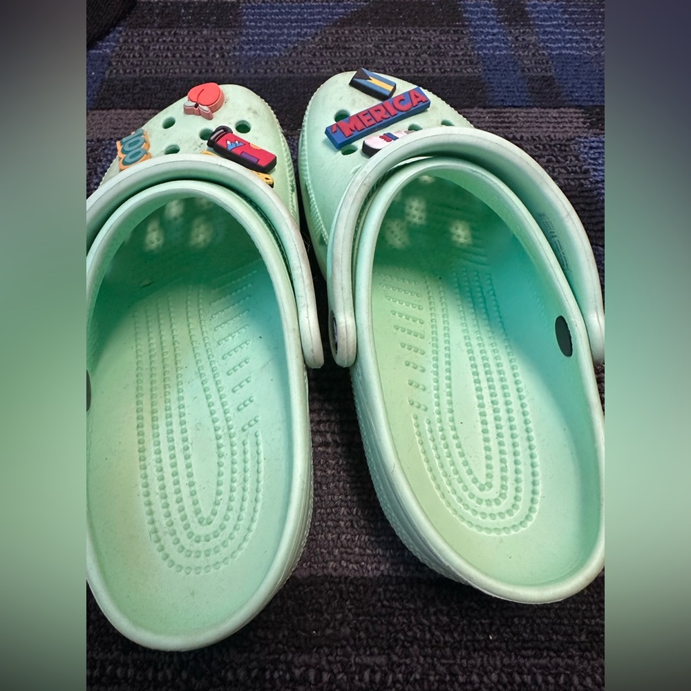 Crocs, Mint Green, W7 - Picture 2 of 3